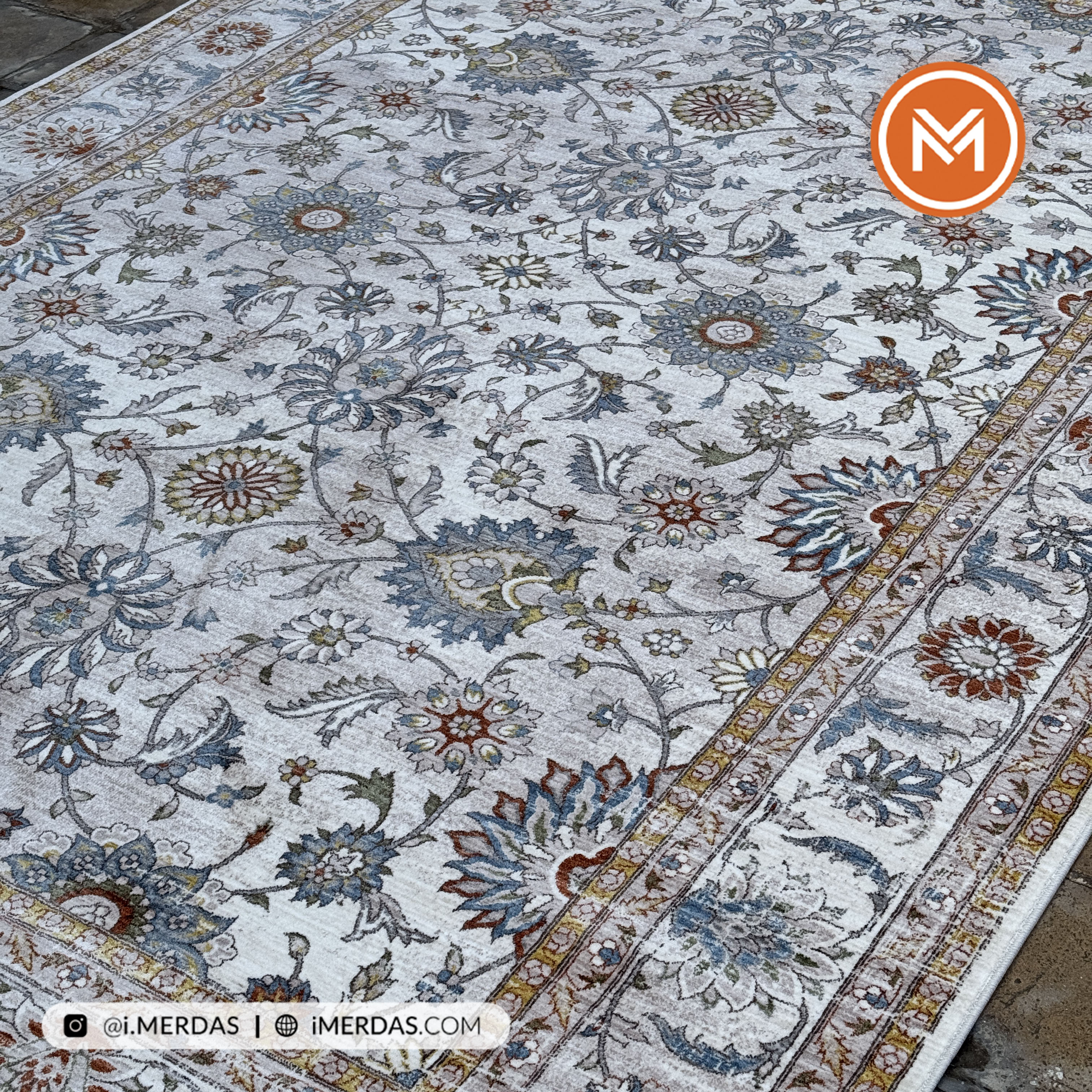 فرش وینتیج کد 76005 زمینه کرم بژ